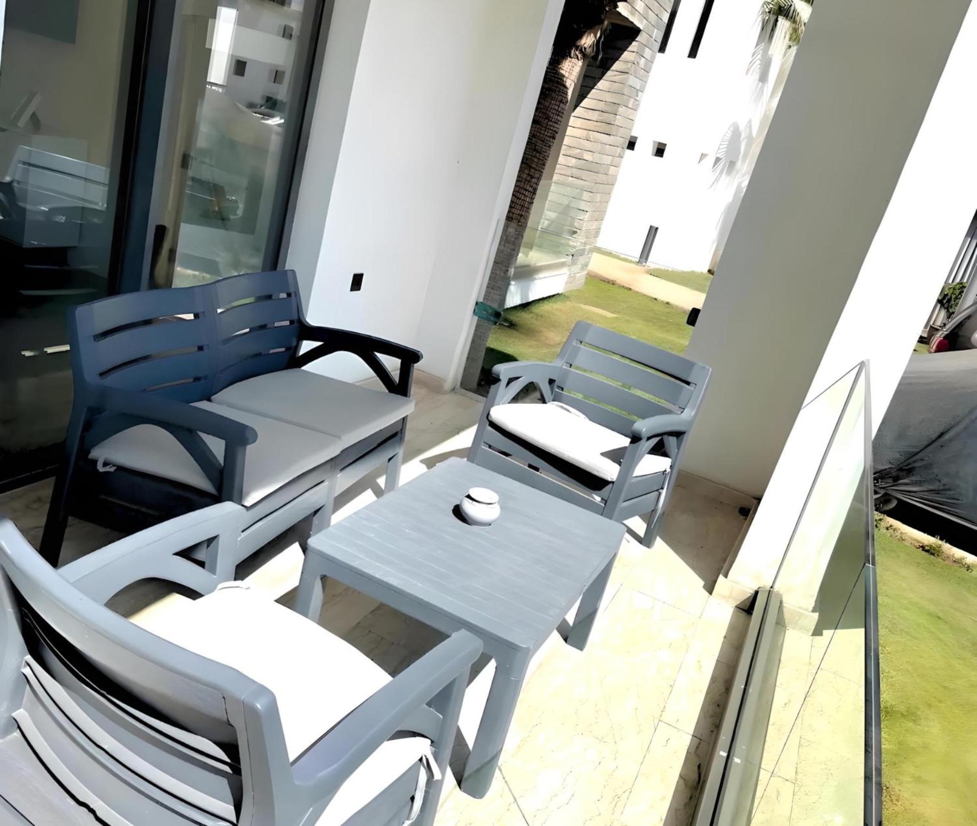 2 Bedrooms With Huge Terrace Access To The Pool Agadir Dış mekan fotoğraf