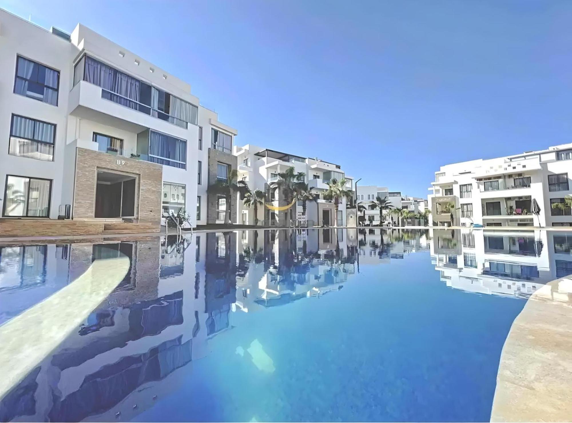 2 Bedrooms With Huge Terrace Access To The Pool Agadir Dış mekan fotoğraf